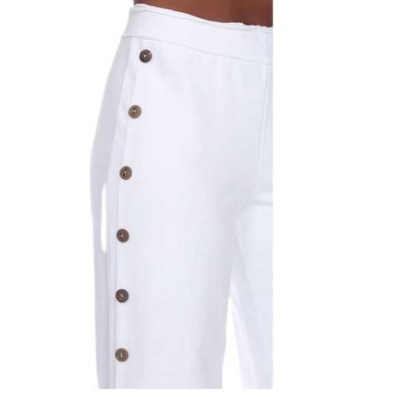 NWOT NEON BUDDA "IDEAL" ANKLE PANTS Side Buttons Size S White. Inseam 28.5”. - Picture 4 of 5